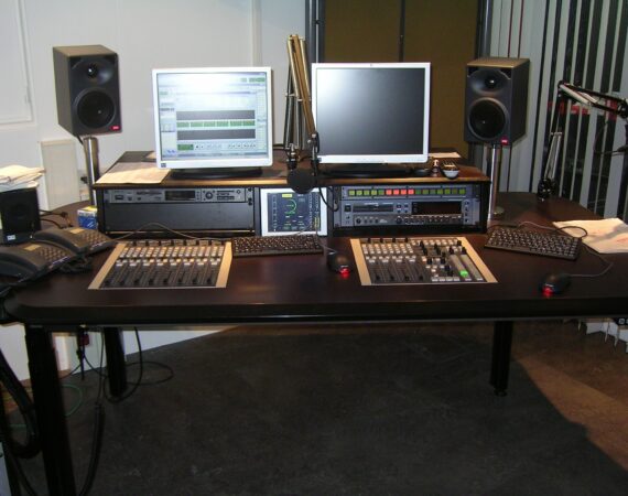 SANYO DIGITAL CAMERA